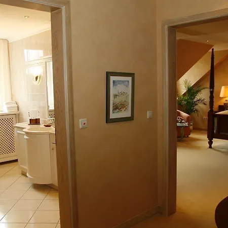 فندق مبيت وإفطار Ententurm - Und Eventlocation 3*