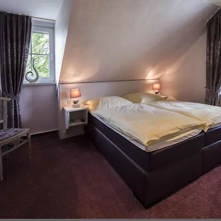 فندق مبيت وإفطار Ententurm - Und Eventlocation ستينهاغين